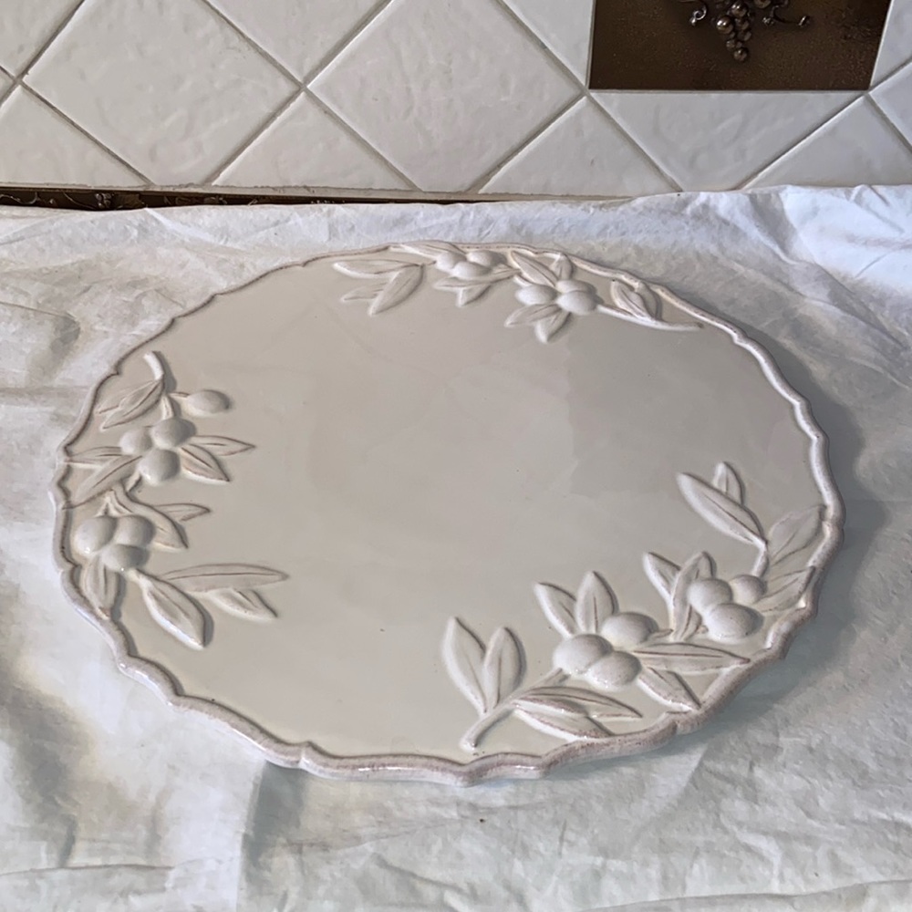 Vintage Olfaire large cake plate